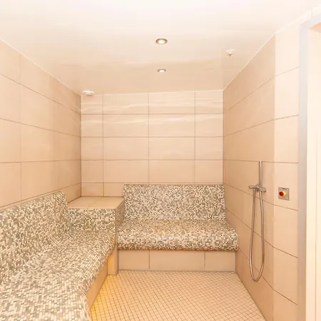 Apartament Lord Nelson 818 *