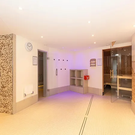 Lord Nelson 818 Apartman